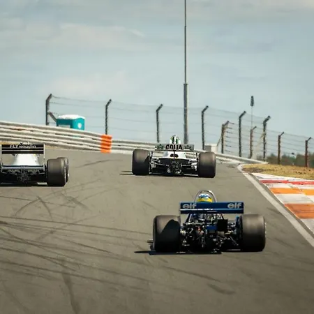 Family - Free Parking *