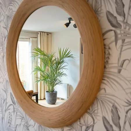 Family - Free Parking