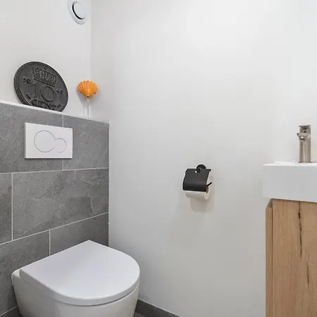 Family - Free Parking *