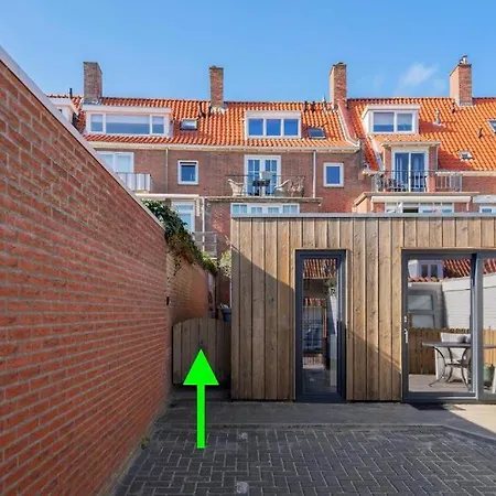 Family - Free Parking זנדוורט