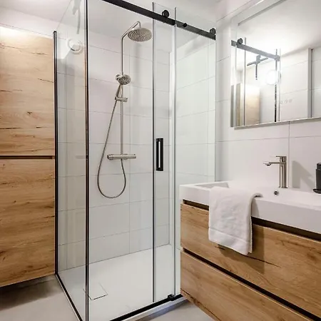 Oasis Escape Apartment