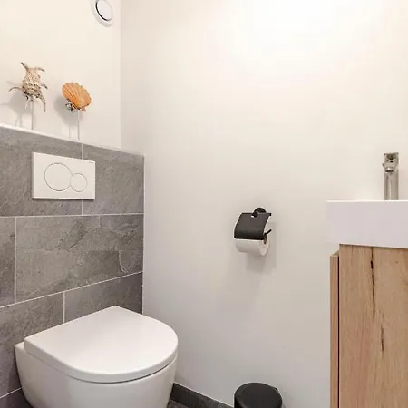 Family - Free Parking *