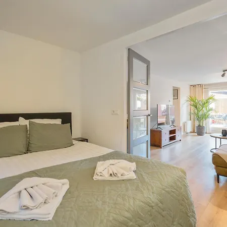 Family Garden Apartment Апартаменты Зандфорт