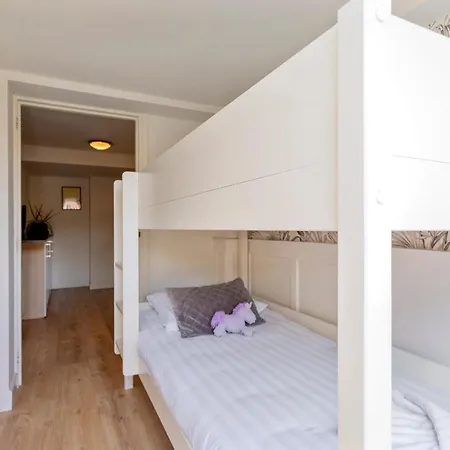 Family Garden Apartment Зандфорт